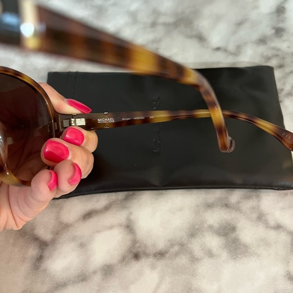 Michael Kors Sunglasses - Picture 4 of 4